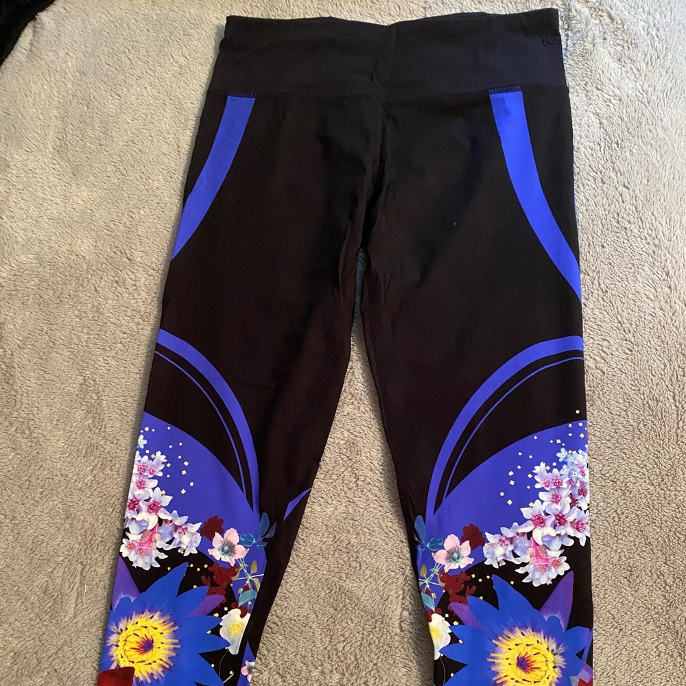 Sweaty Betty Power Black Tokyo Floral Bloom Leggings (Medium)